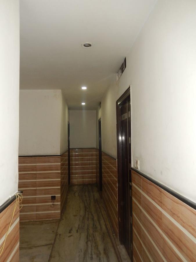 ניו דלהי White House Tourist Lodge מראה חיצוני תמונה